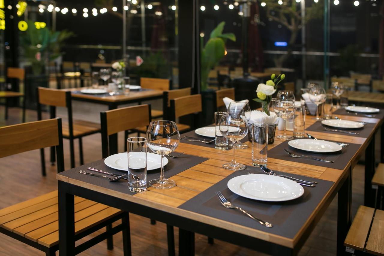 Halais Hotel Hanoi Exterior photo